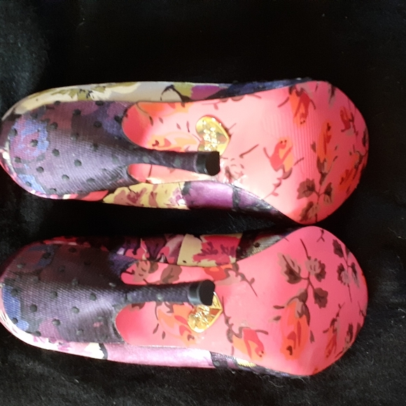 Betsy Johnson size 6 - Picture 3 of 5